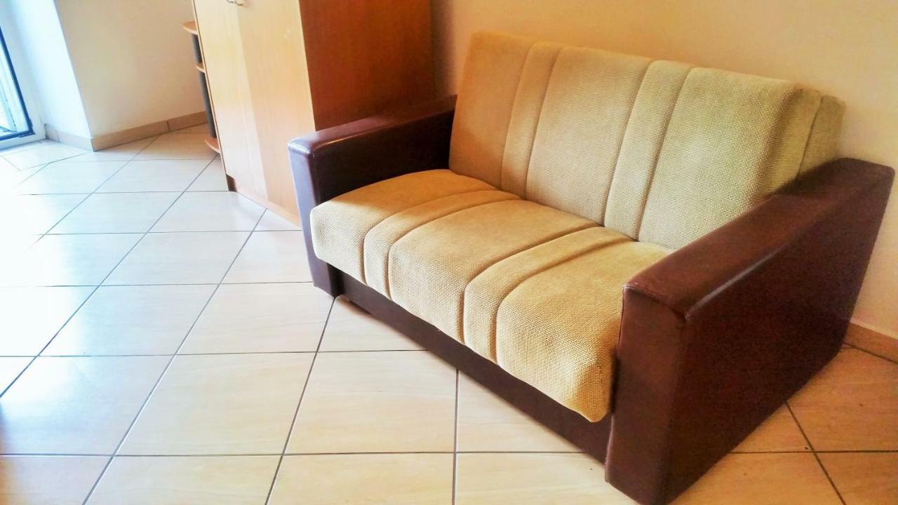 Obala Apartment & Studios Malinska Bagian luar foto